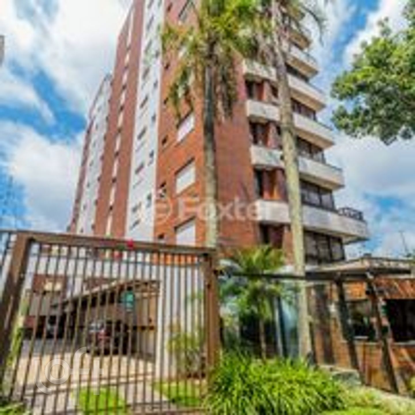 Apartamento com 75m², 2 dormitórios, 1 suíte, 2 vagas, Petrópolis em Porto Alegre