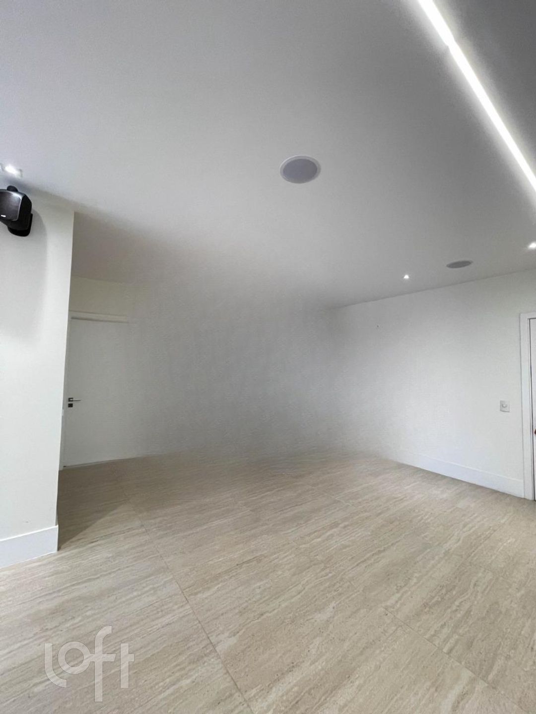 Apartamento à venda com 3 quartos, 145m² - Foto 4