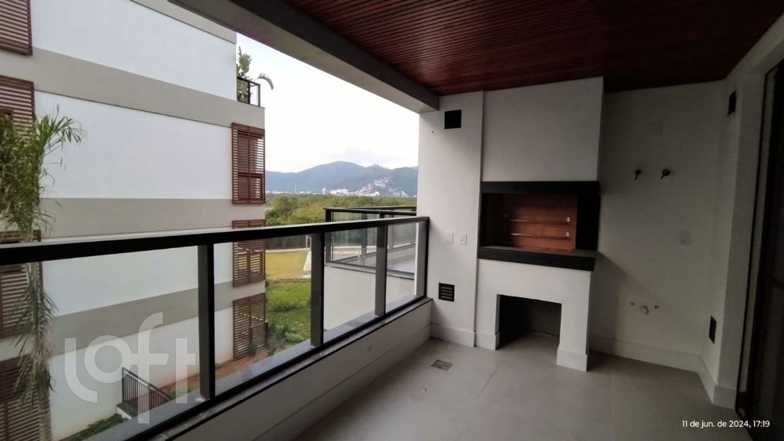 Apartamentos com 134m², 3 quartos, 3 suítes, 2 garagens, no bairro João Paulo em Florianópolis