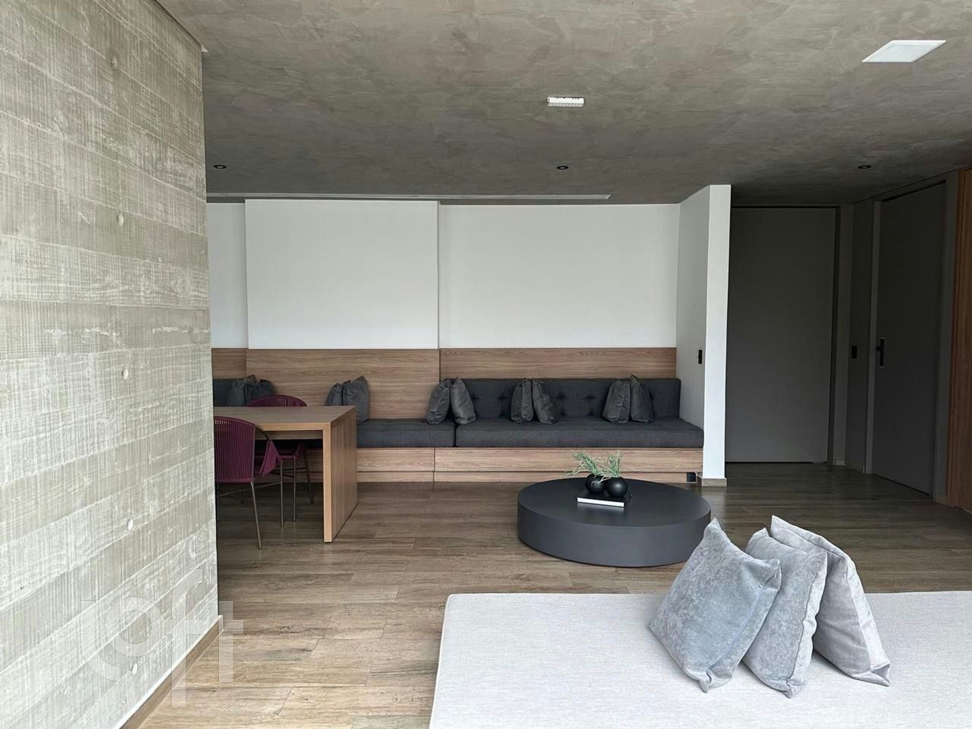 Apartamento à venda com 1 quarto, 72m² - Foto 22