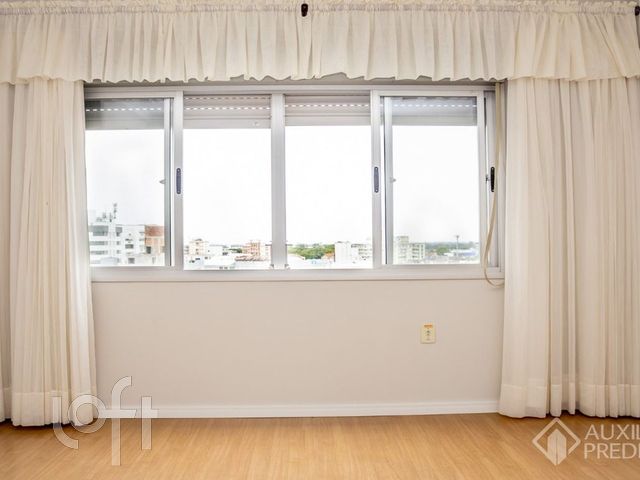 Apartamento com 88m², 3 dormitórios, Floresta em Porto Alegre