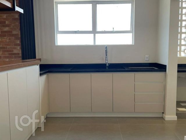 Apartamento com 137m², 3 dormitórios, 2 vagas, Petrópolis em Porto Alegre