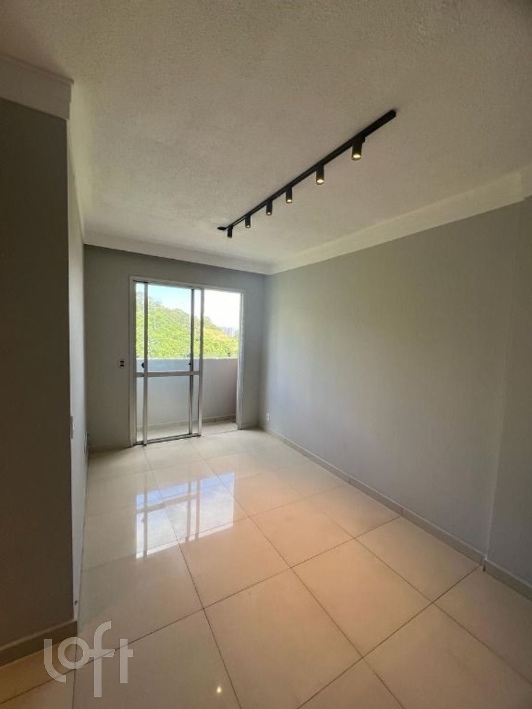 Apartamento à venda com 2 quartos, 45m² - Foto 15