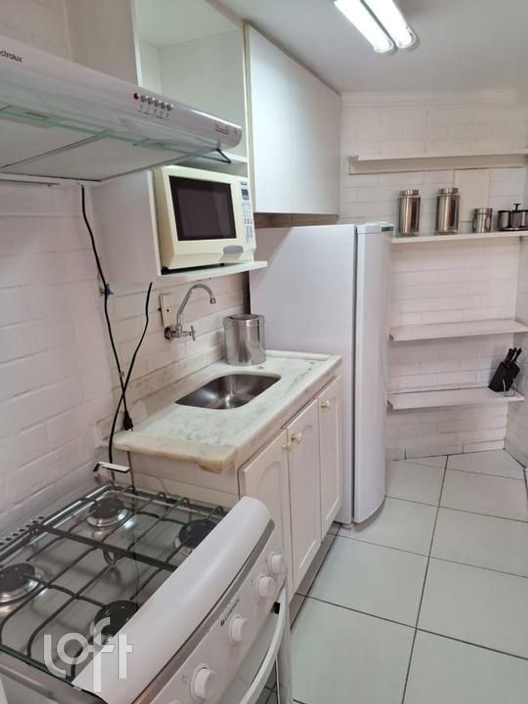 Apartamento à venda com 1 quarto, 45m² - Foto 4