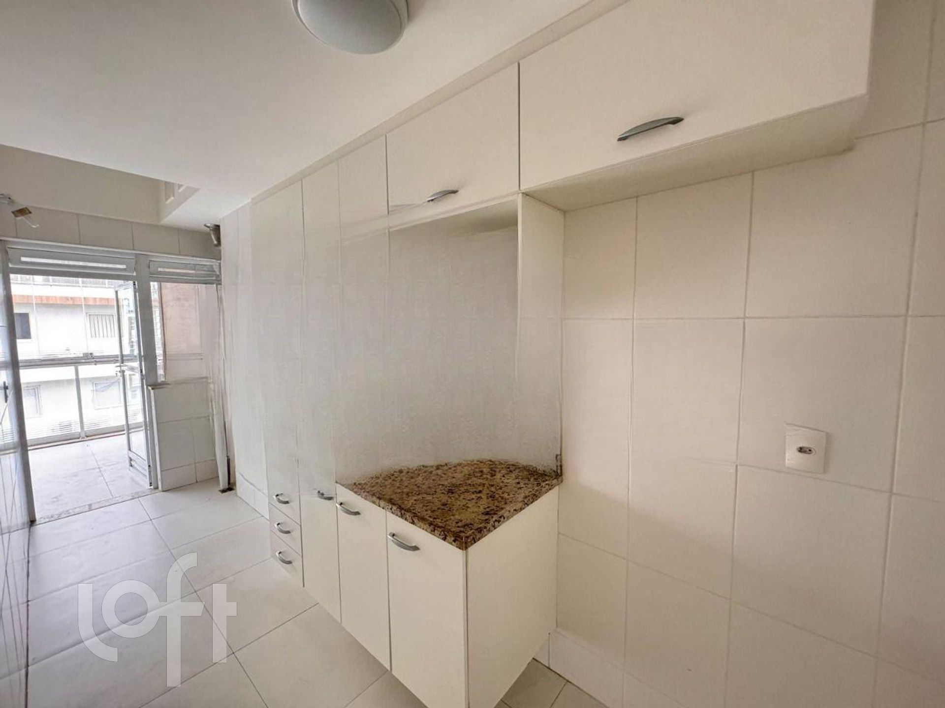 Apartamento à venda com 3 quartos, 146m² - Foto 20