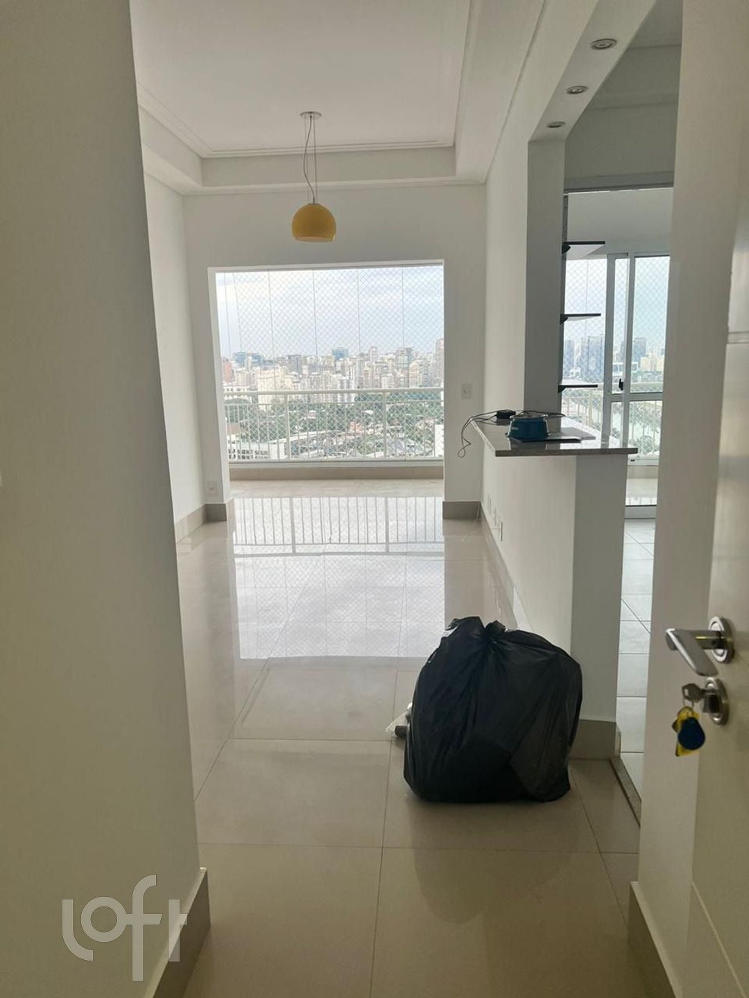 Apartamento à venda com 2 quartos, 77m² - Foto 3