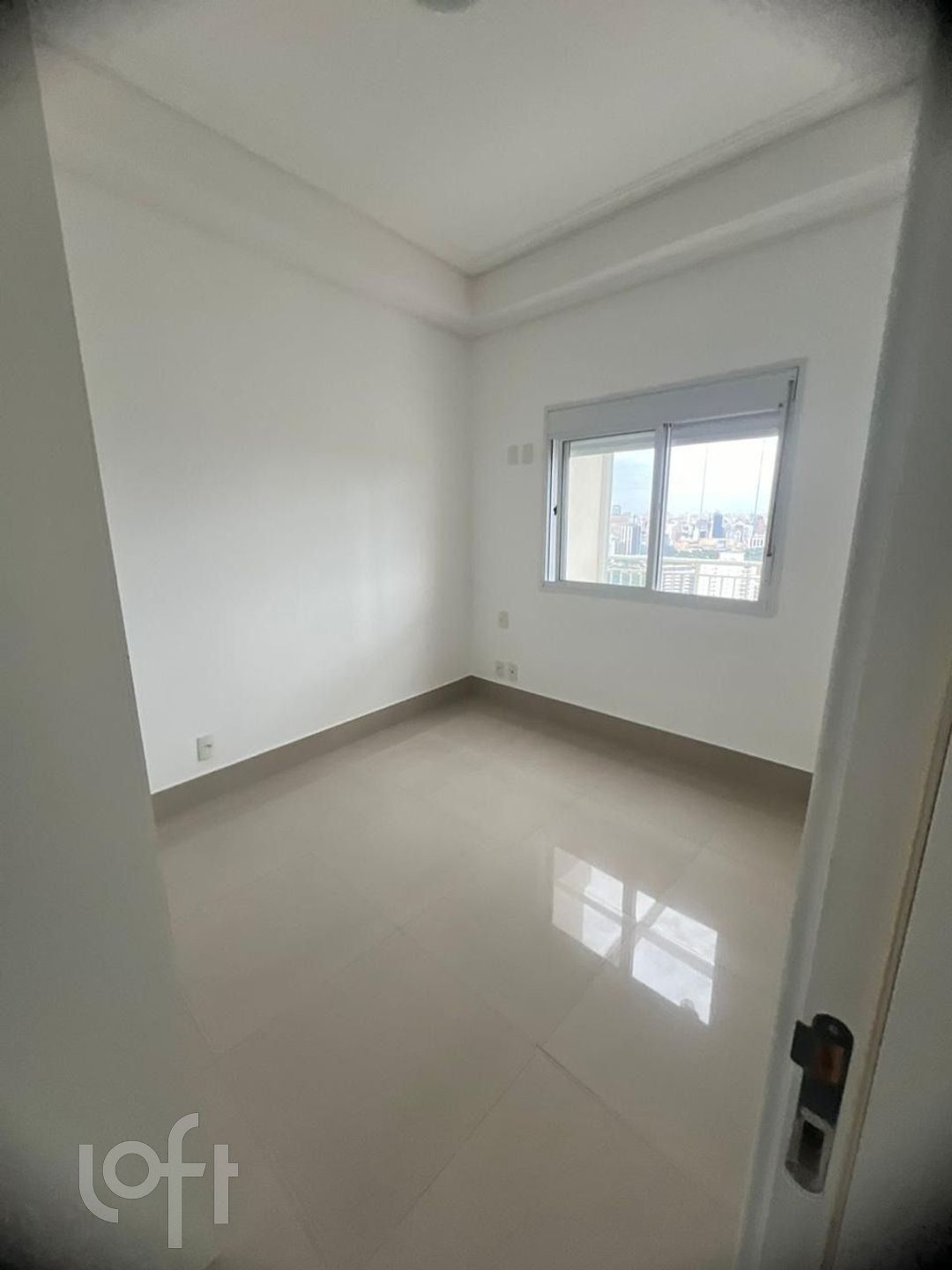 Apartamento à venda com 2 quartos, 77m² - Foto 14