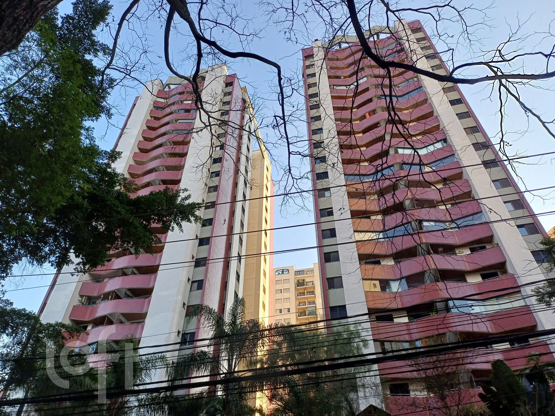 Apartamento à venda com 2 quartos, 83m² - Foto 25