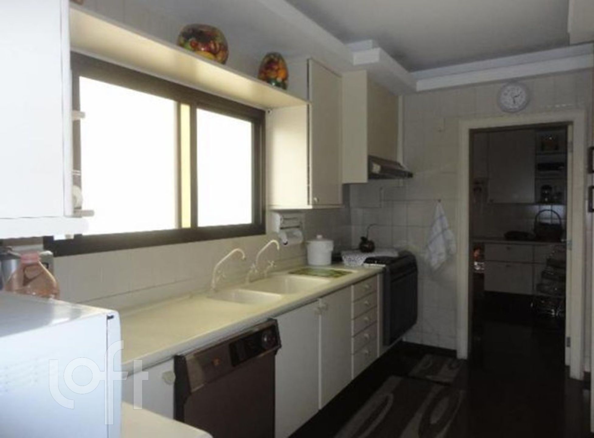 Apartamento à venda com 4 quartos, 188m² - Foto 8