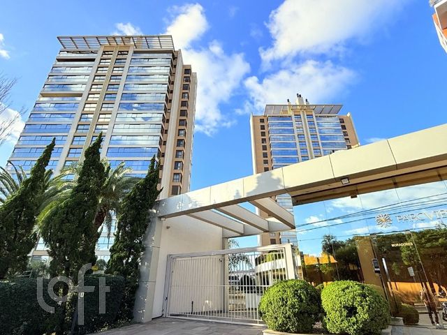 Apartamento com 222m², 3 dormitórios, 3 suítes, 5 vagas, Jardim Europa em Porto Alegre