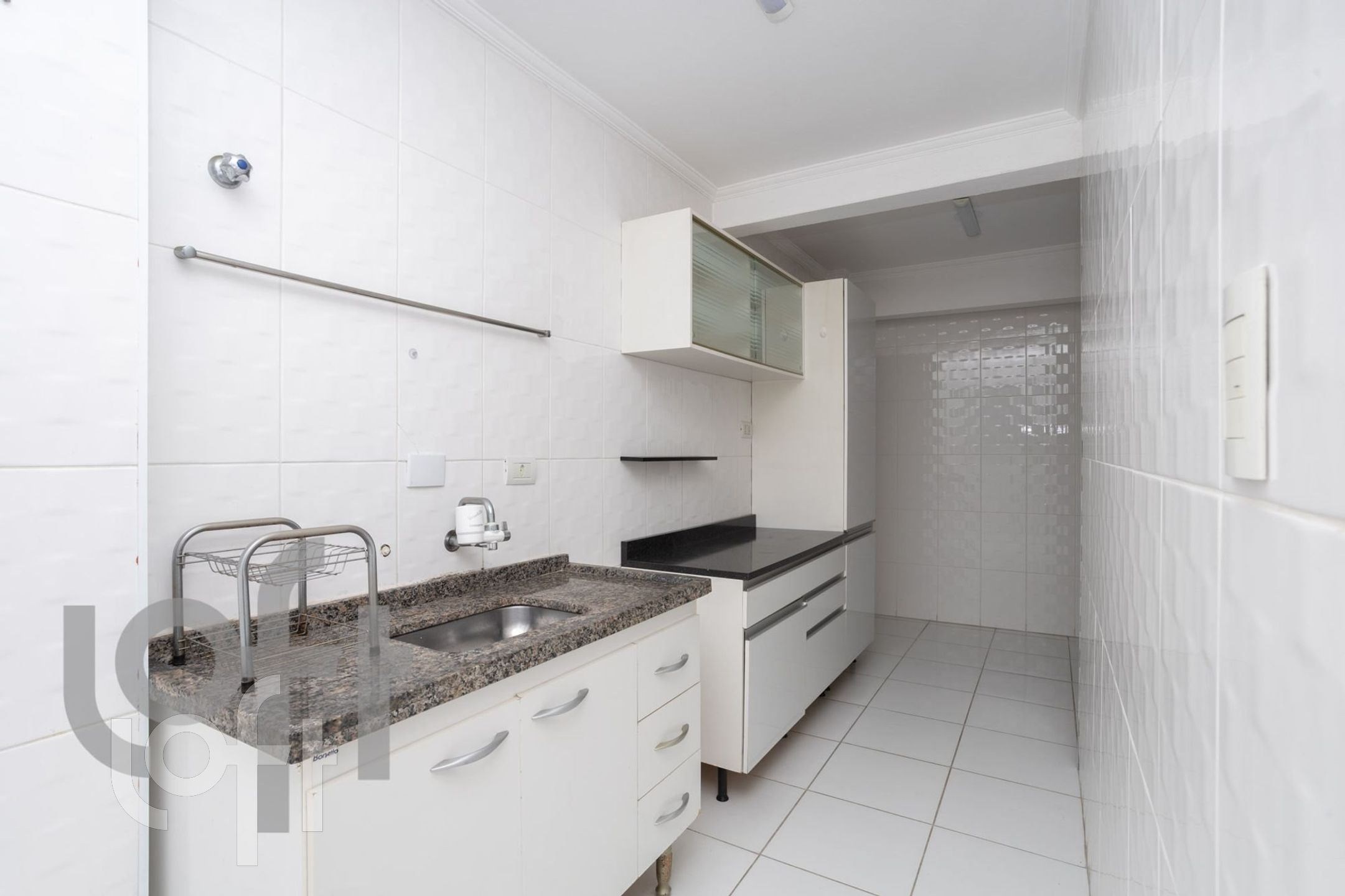 Apartamento à venda com 1 quarto, 71m² - Foto 17