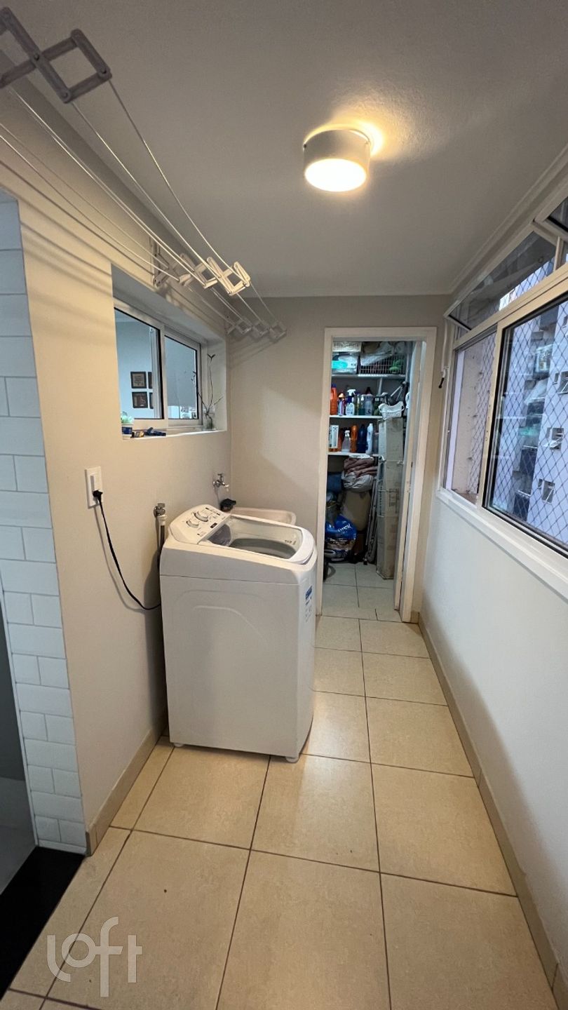 Apartamento à venda com 3 quartos, 111m² - Foto 16