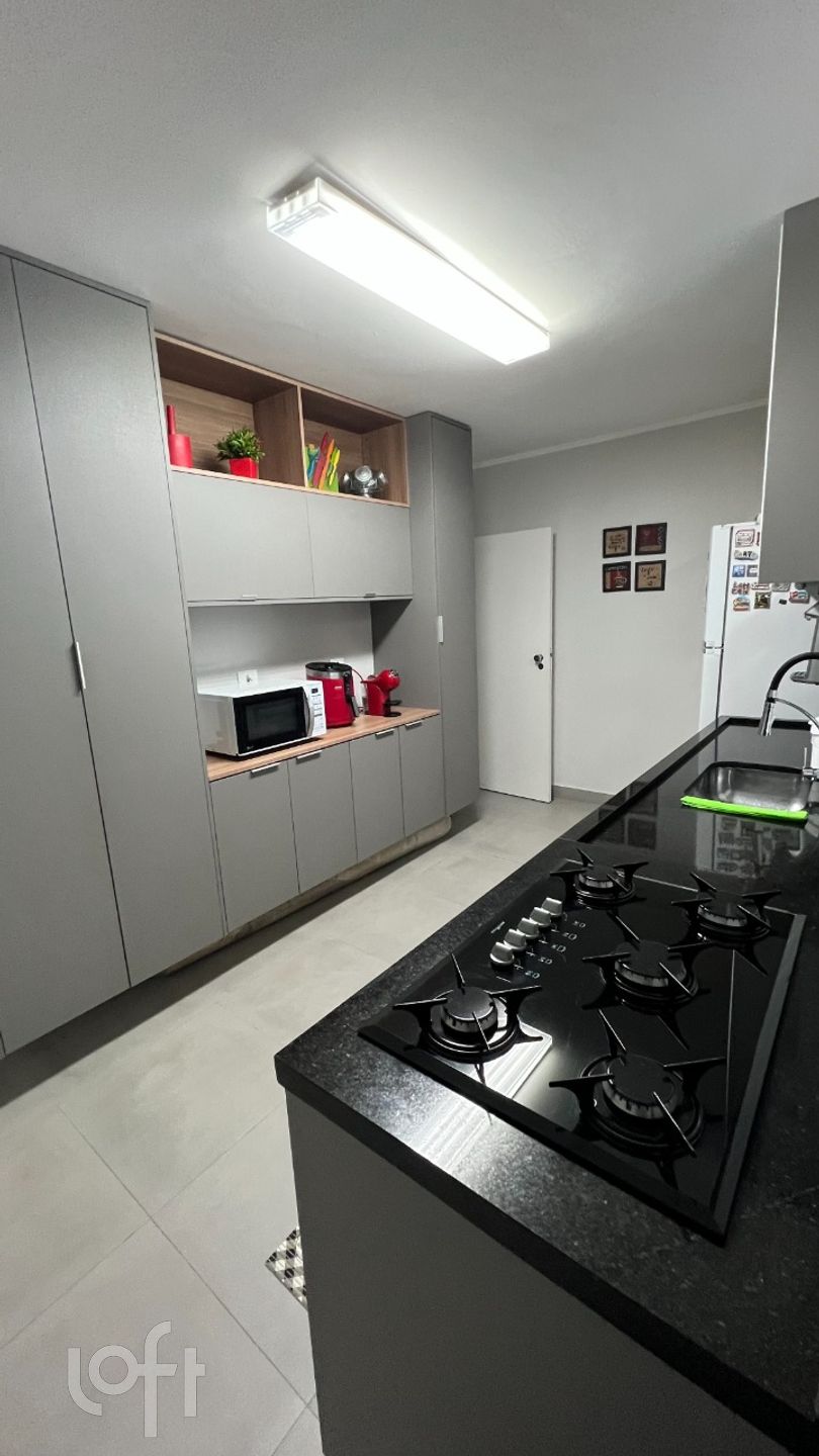 Apartamento à venda com 3 quartos, 111m² - Foto 9