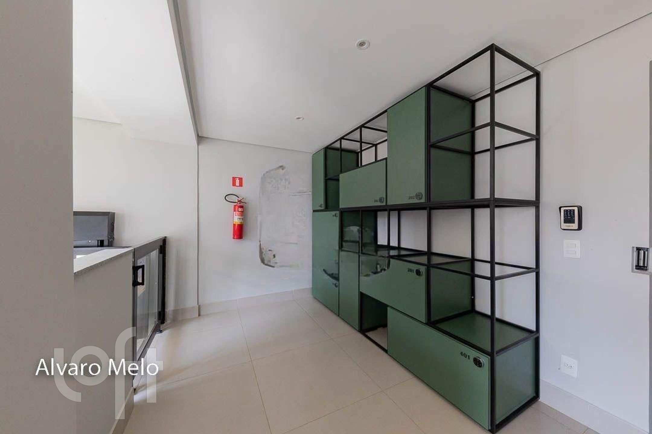 Apartamento à venda com 3 quartos, 77m² - Foto 19