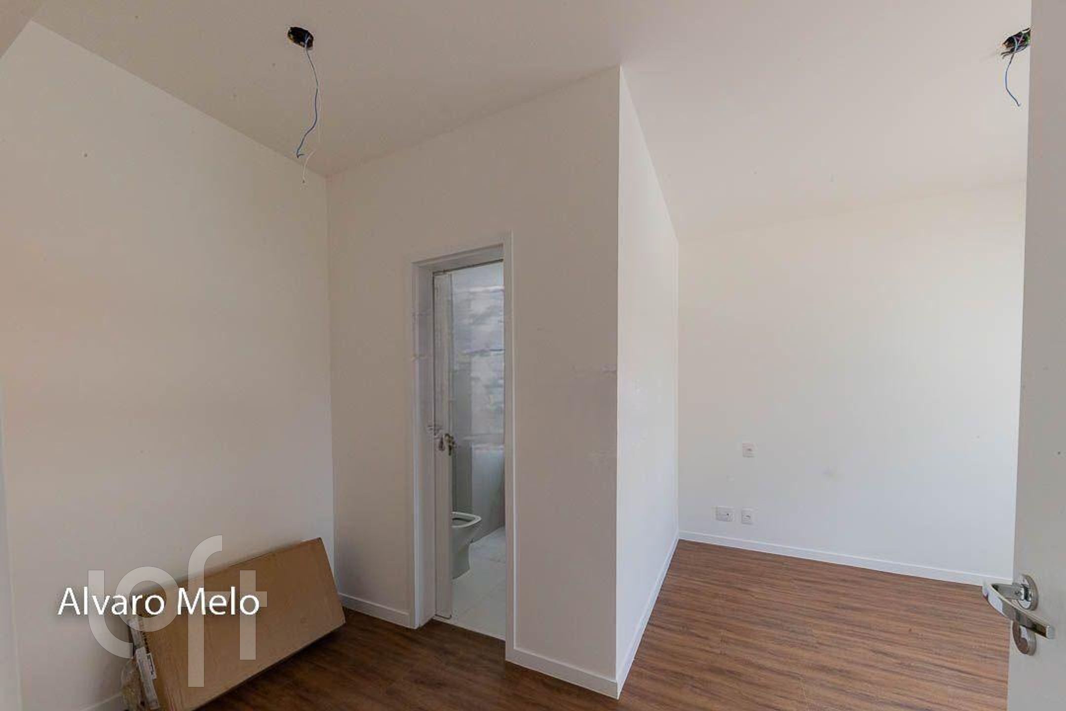 Apartamento à venda com 3 quartos, 77m² - Foto 9