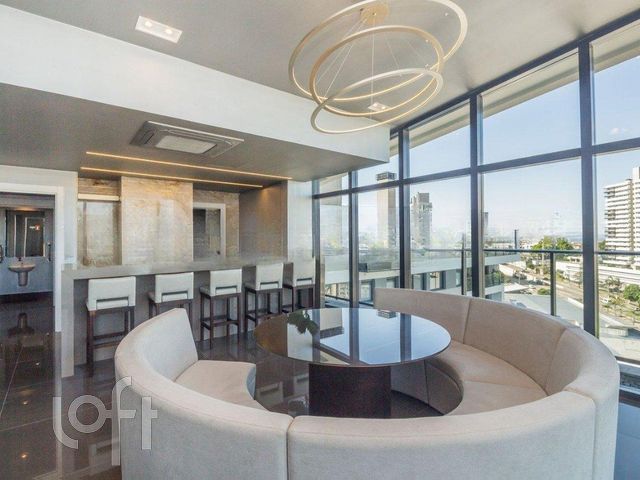 Apartamento com 49m², 1 dormitório, 1 suíte, 1 vaga, Petrópolis em Porto Alegre