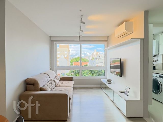 Apartamento com 64m², 2 dormitórios, 1 suíte, 2 vagas, Jardim Botânico em Porto Alegre