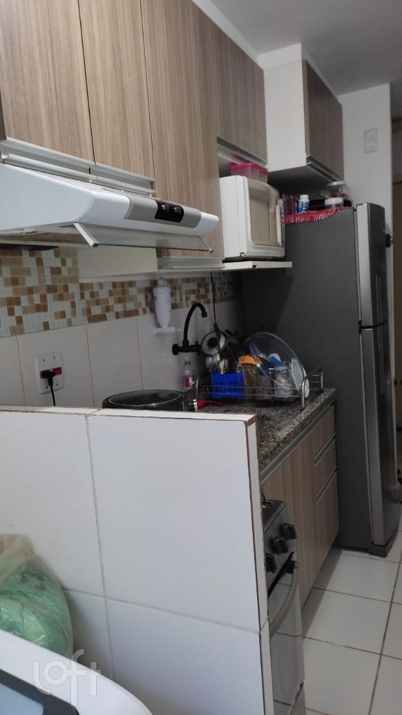 Apartamento à venda com 2 quartos, 45m² - Foto 4