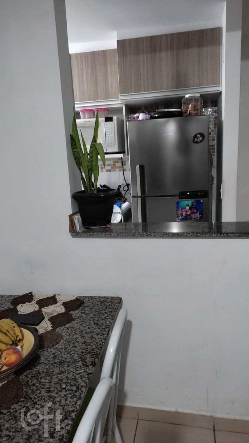 Apartamento à venda com 2 quartos, 45m² - Foto 3