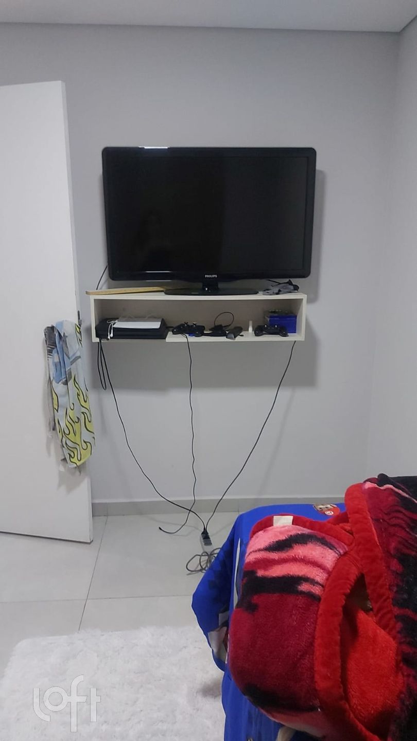 Apartamento à venda com 2 quartos, 41m² - Foto 2