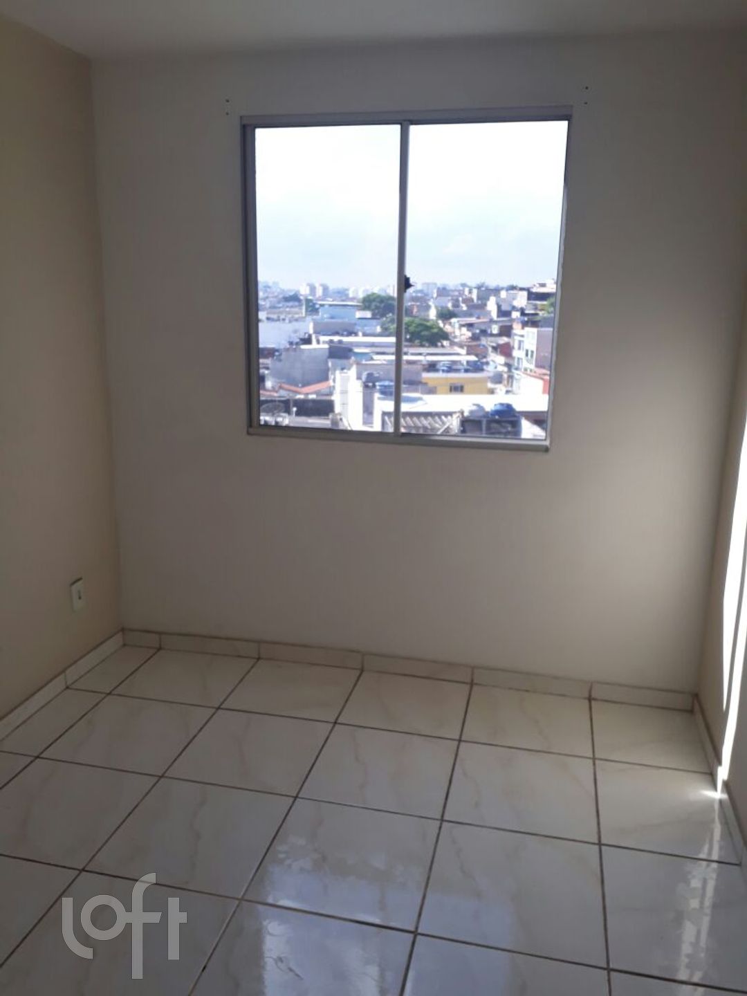 Apartamento à venda com 3 quartos, 50m² - Foto 2