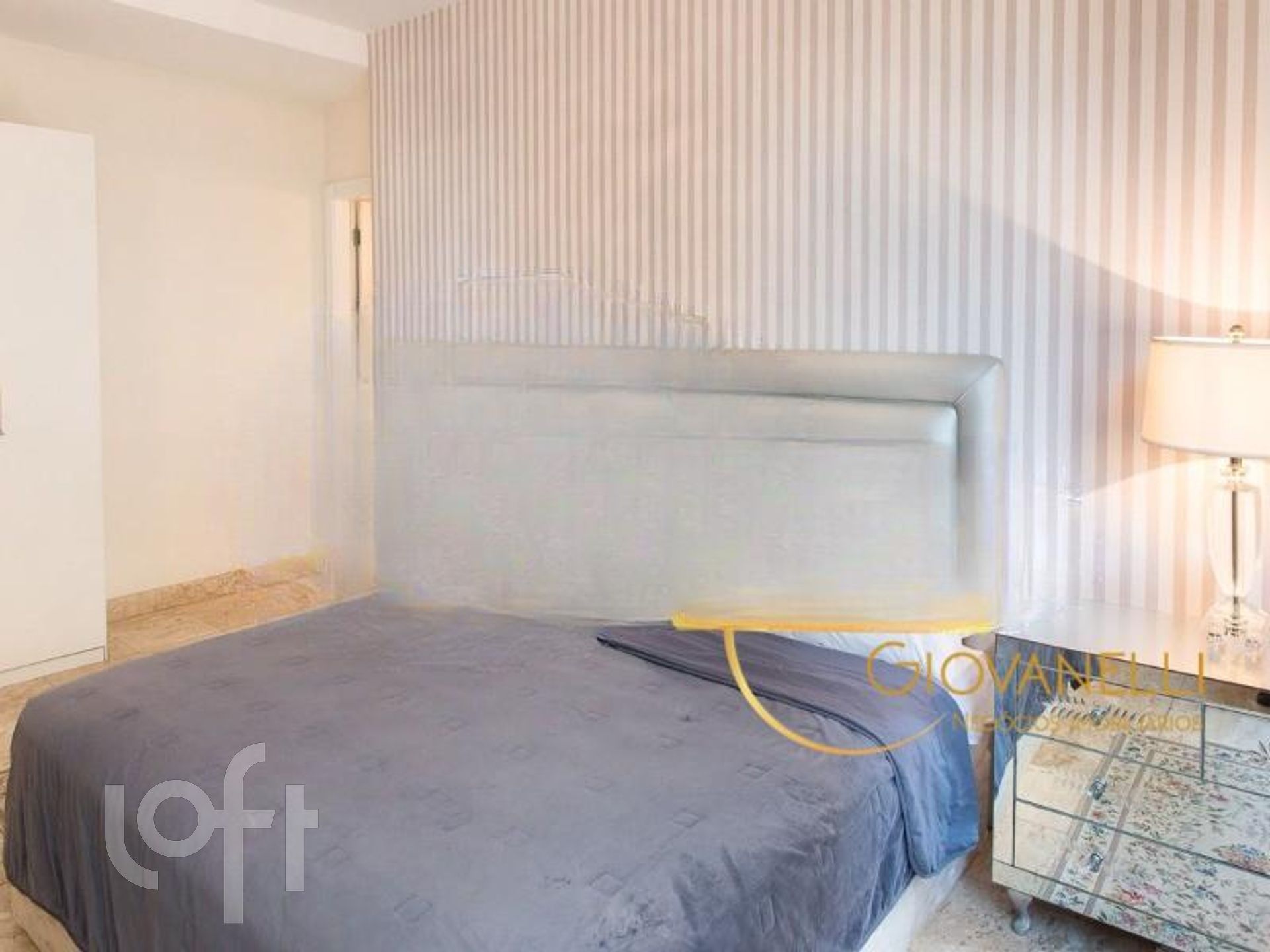 Apartamento à venda com 3 quartos, 200m² - Foto 20