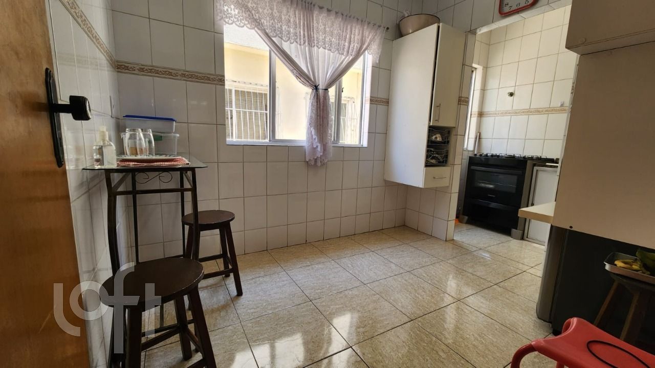 Apartamento à venda com 3 quartos, 170m² - Foto 3