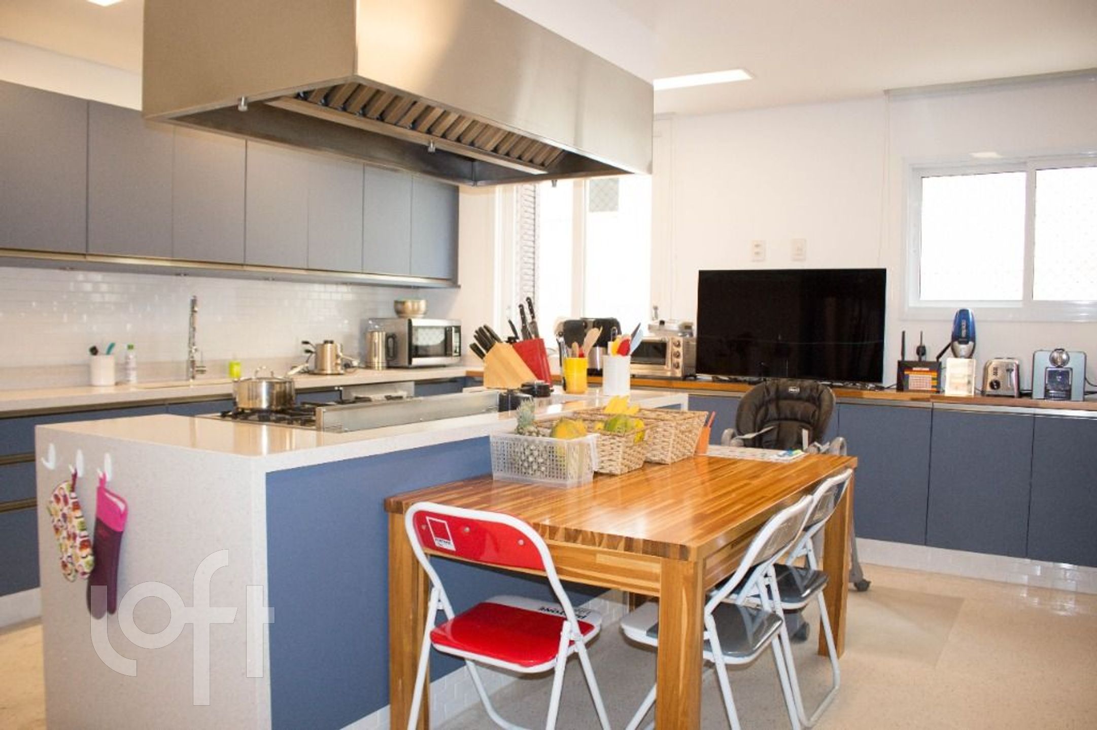 Apartamento à venda com 3 quartos, 286m² - Foto 6