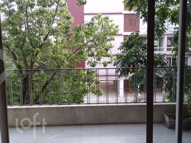 Apartamento com 234m², 3 dormitórios, 1 suíte, 2 vagas, Moinhos de Vento em Porto Alegre