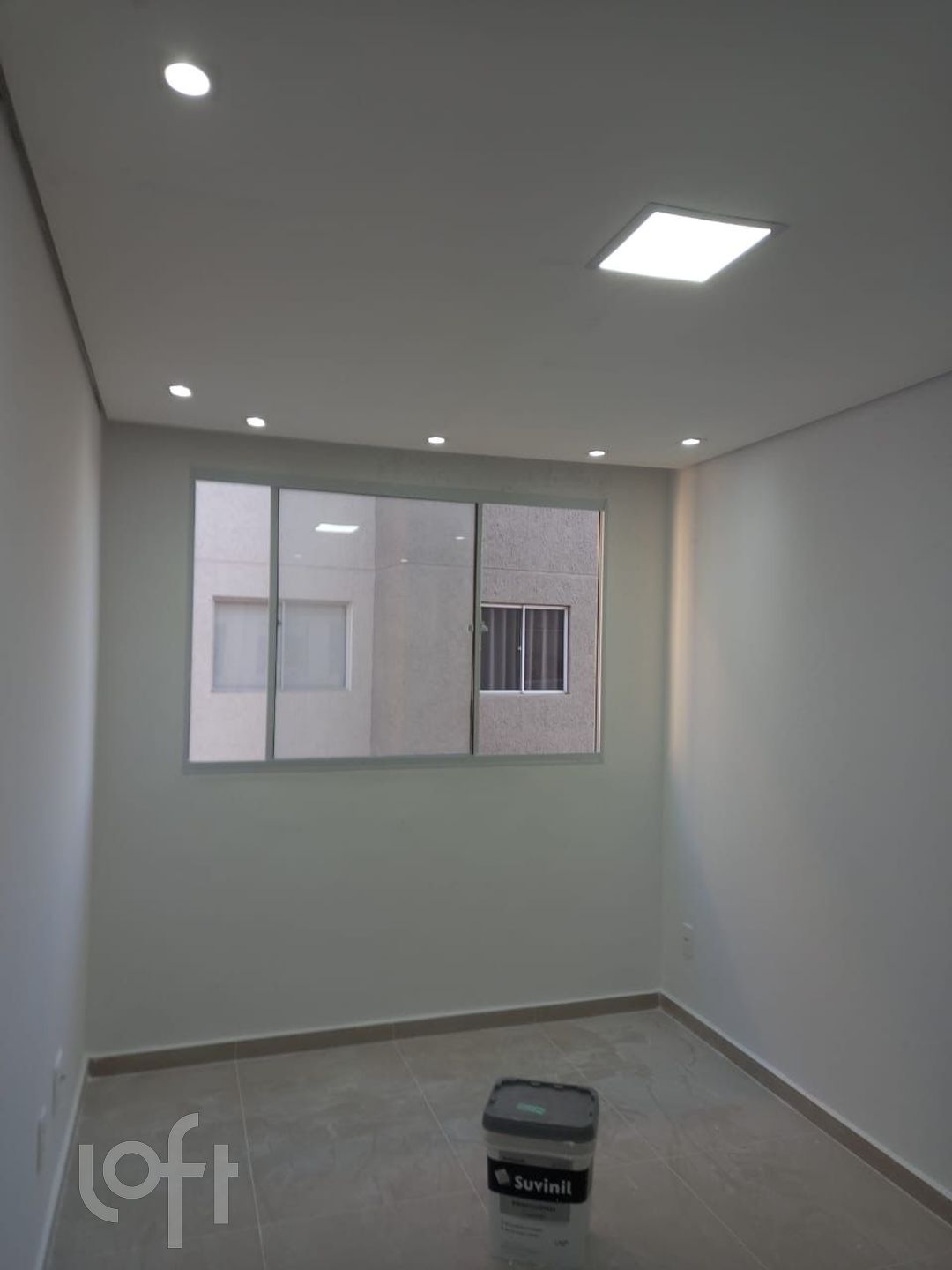 Apartamento à venda com 1 quarto, 42m² - Foto 1