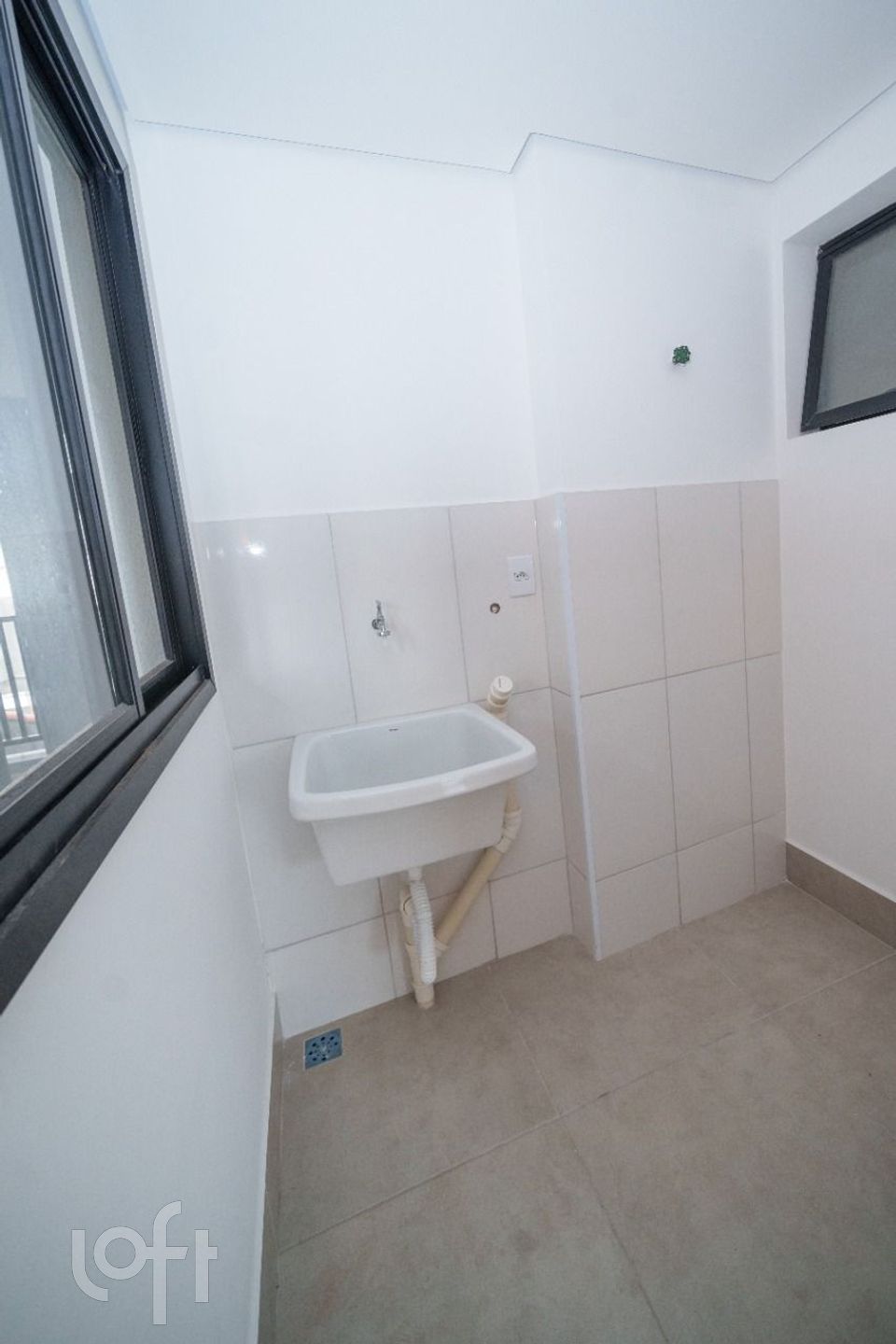 Apartamento à venda com 1 quarto, 25m² - Foto 8