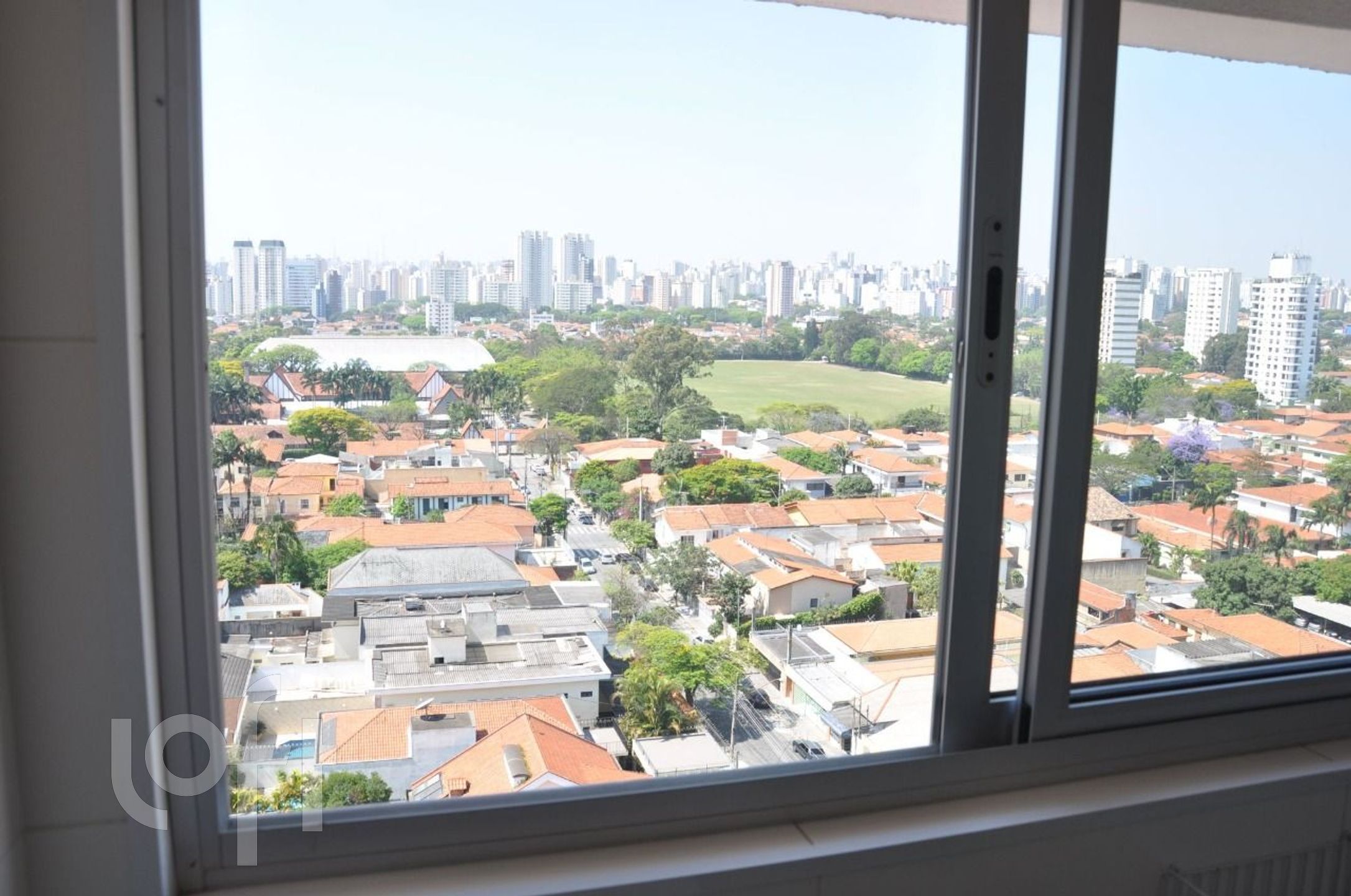 Apartamento à venda com 1 quarto, 45m² - Foto 3