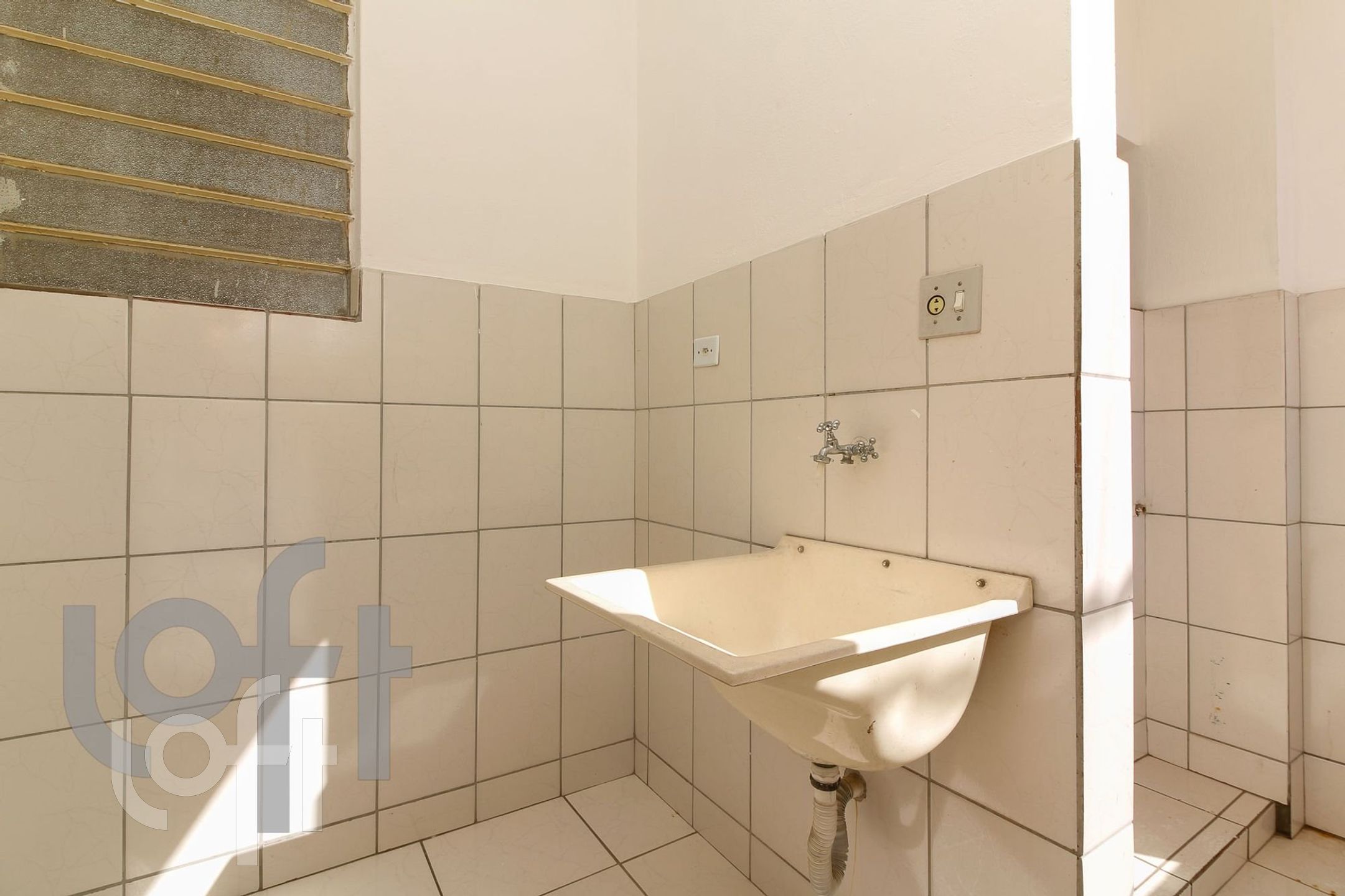 Apartamento à venda com 2 quartos, 95m² - Foto 17