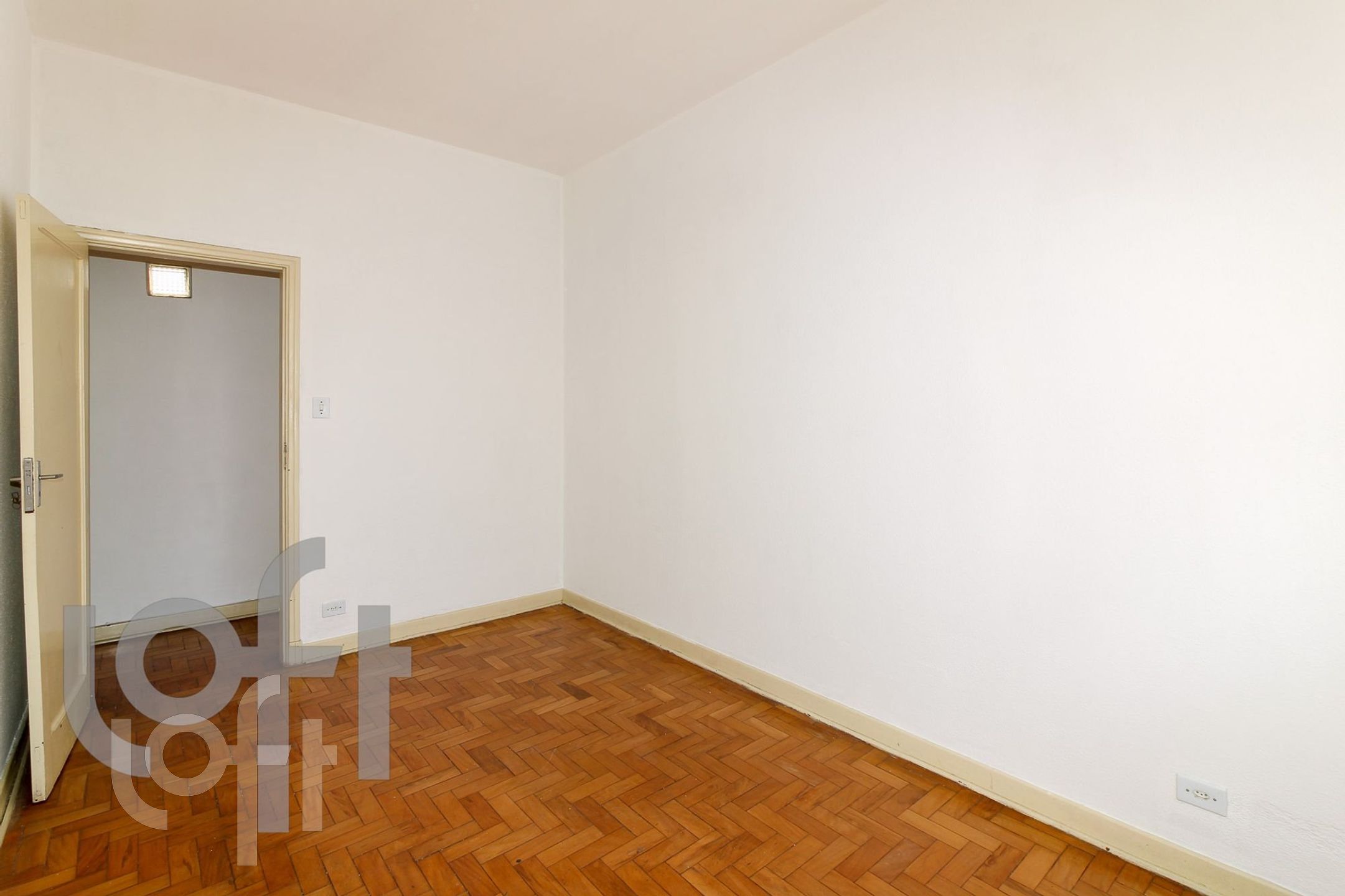 Apartamento à venda com 2 quartos, 95m² - Foto 2