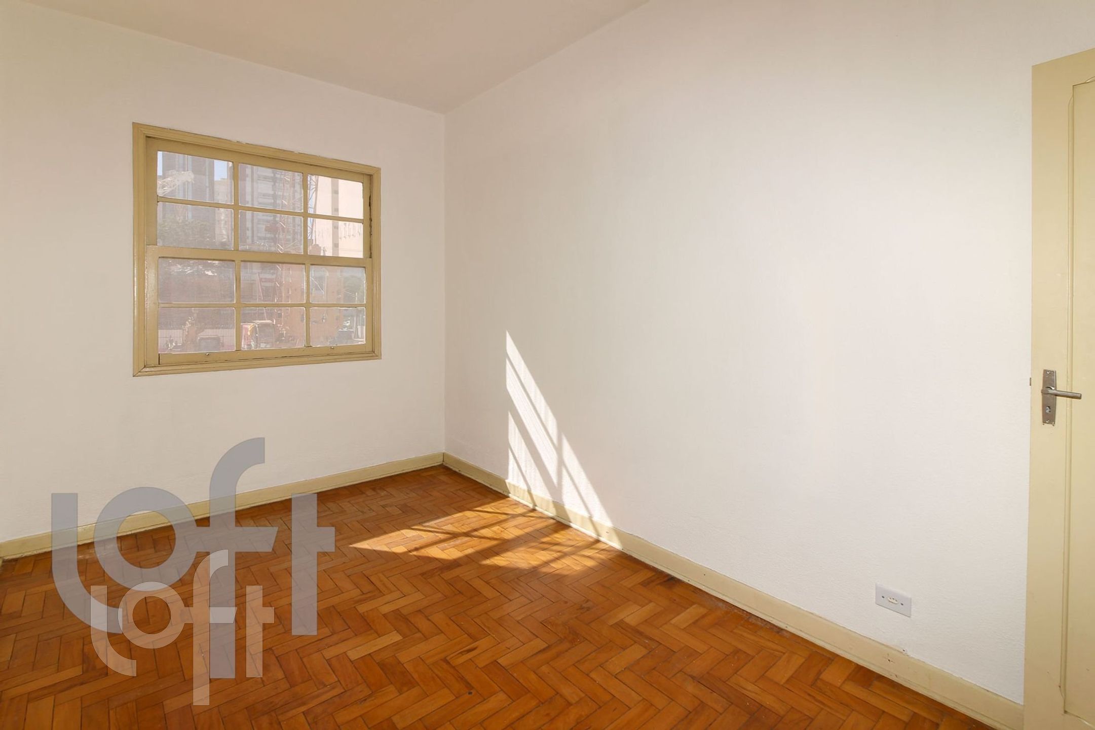 Apartamento à venda com 2 quartos, 95m² - Foto 4