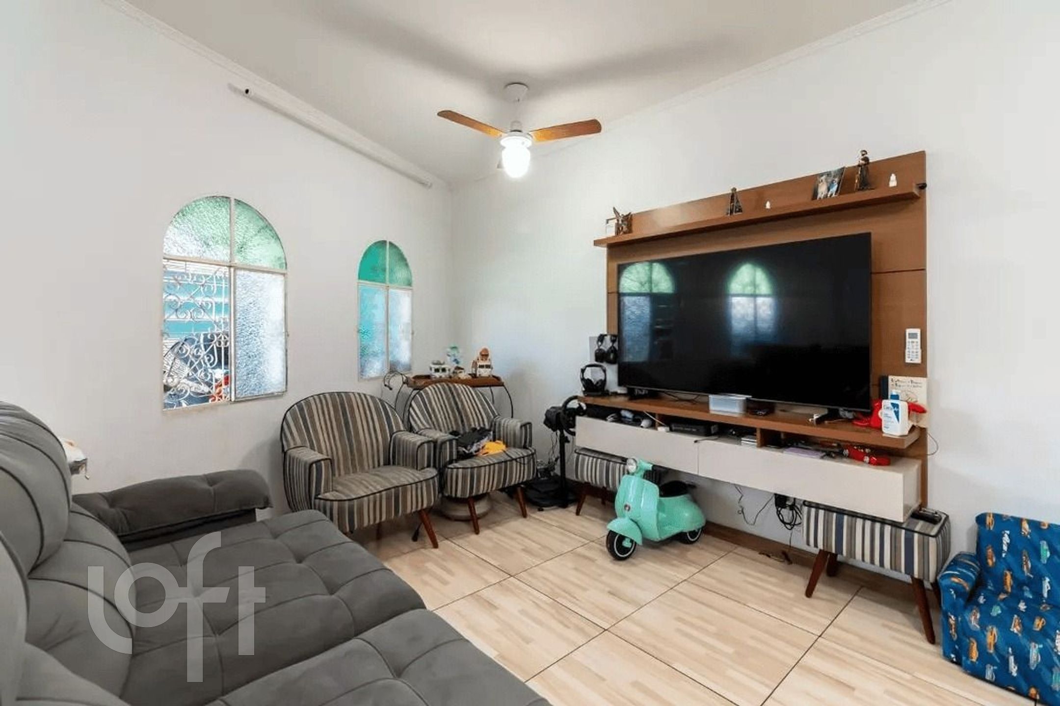Casa à venda em Cachoeirinha com 122 m², 2 quartos