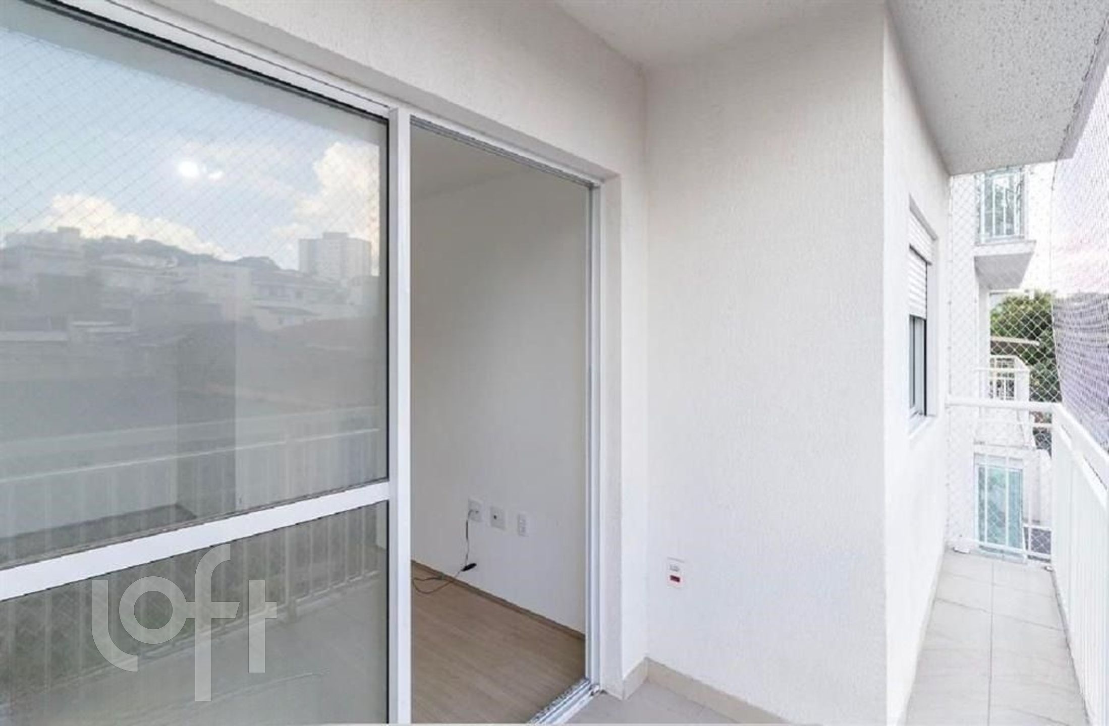 Apartamento à venda com 2 quartos, 57m² - Foto 3