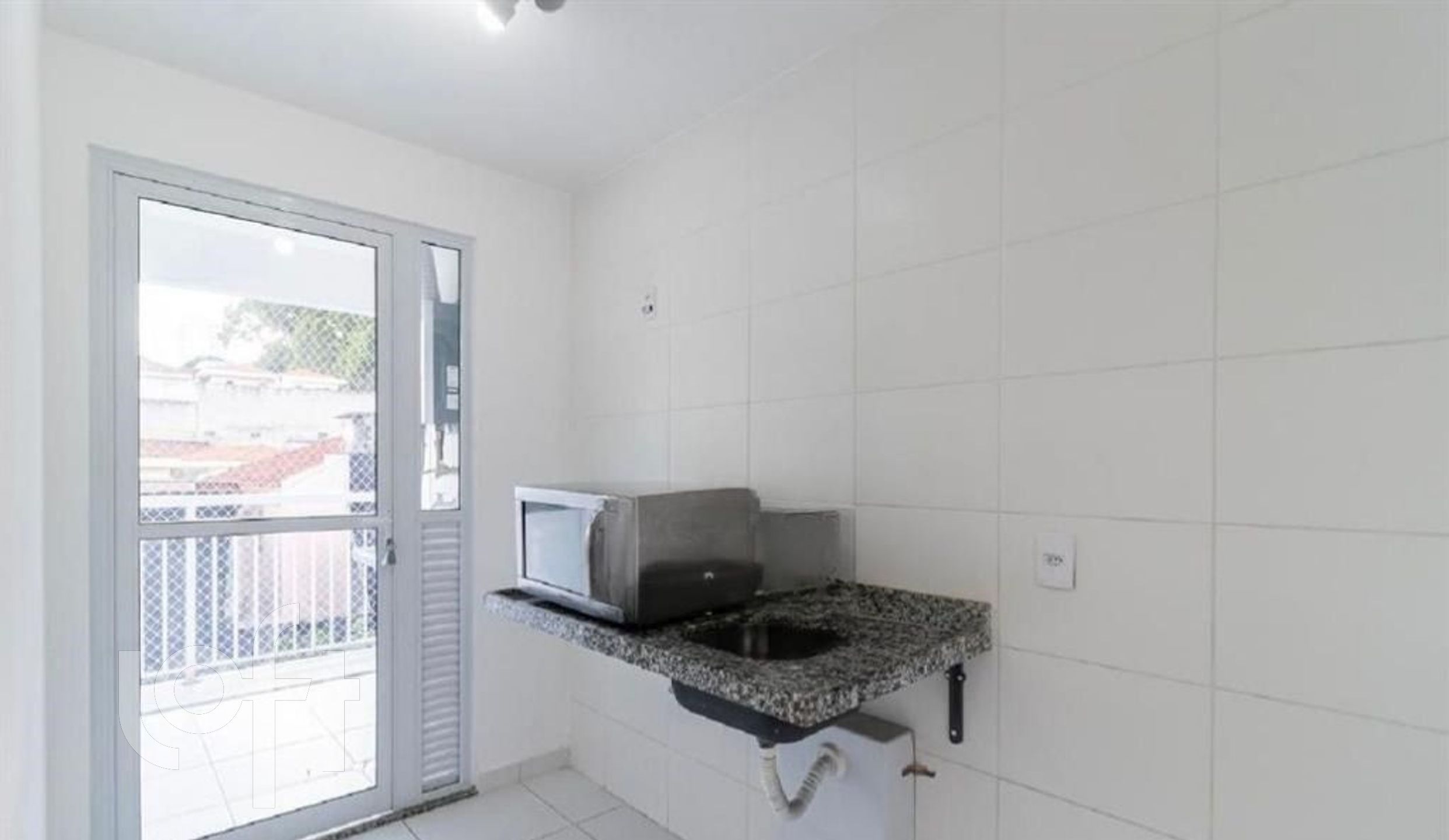 Apartamento à venda com 2 quartos, 57m² - Foto 1