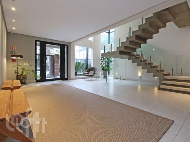 Apartamento com 186m², 3 dormitórios, 3 suítes, 3 vagas, Rio Branco em Porto Alegre