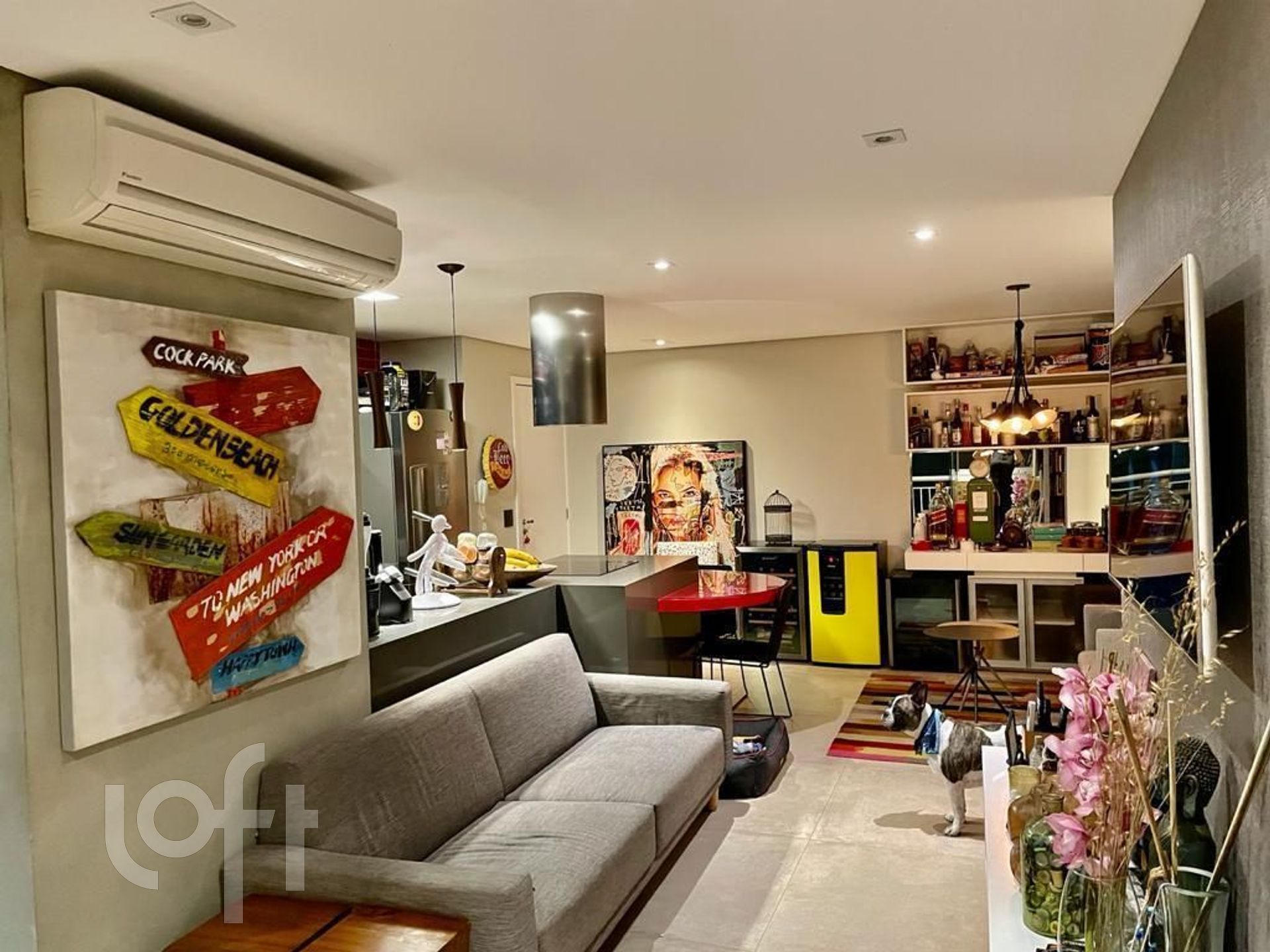 Apartamento à venda com 2 quartos, 73m² - Foto 1