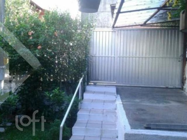 Casa com 73m², 2 dormitórios, 1 vaga, Jardim Botânico em Porto Alegre