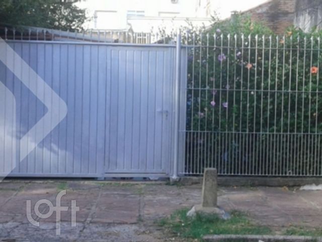 Casa com 73m², 2 dormitórios, 1 vaga, Jardim Botânico em Porto Alegre