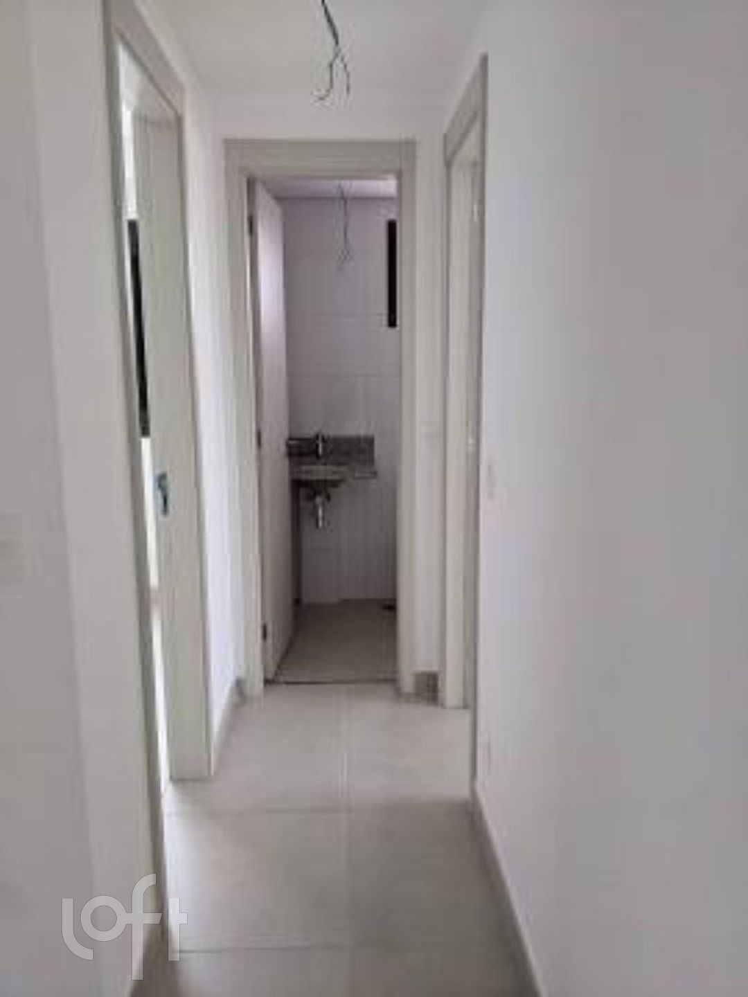 Apartamento à venda com 2 quartos, 62m² - Foto 2