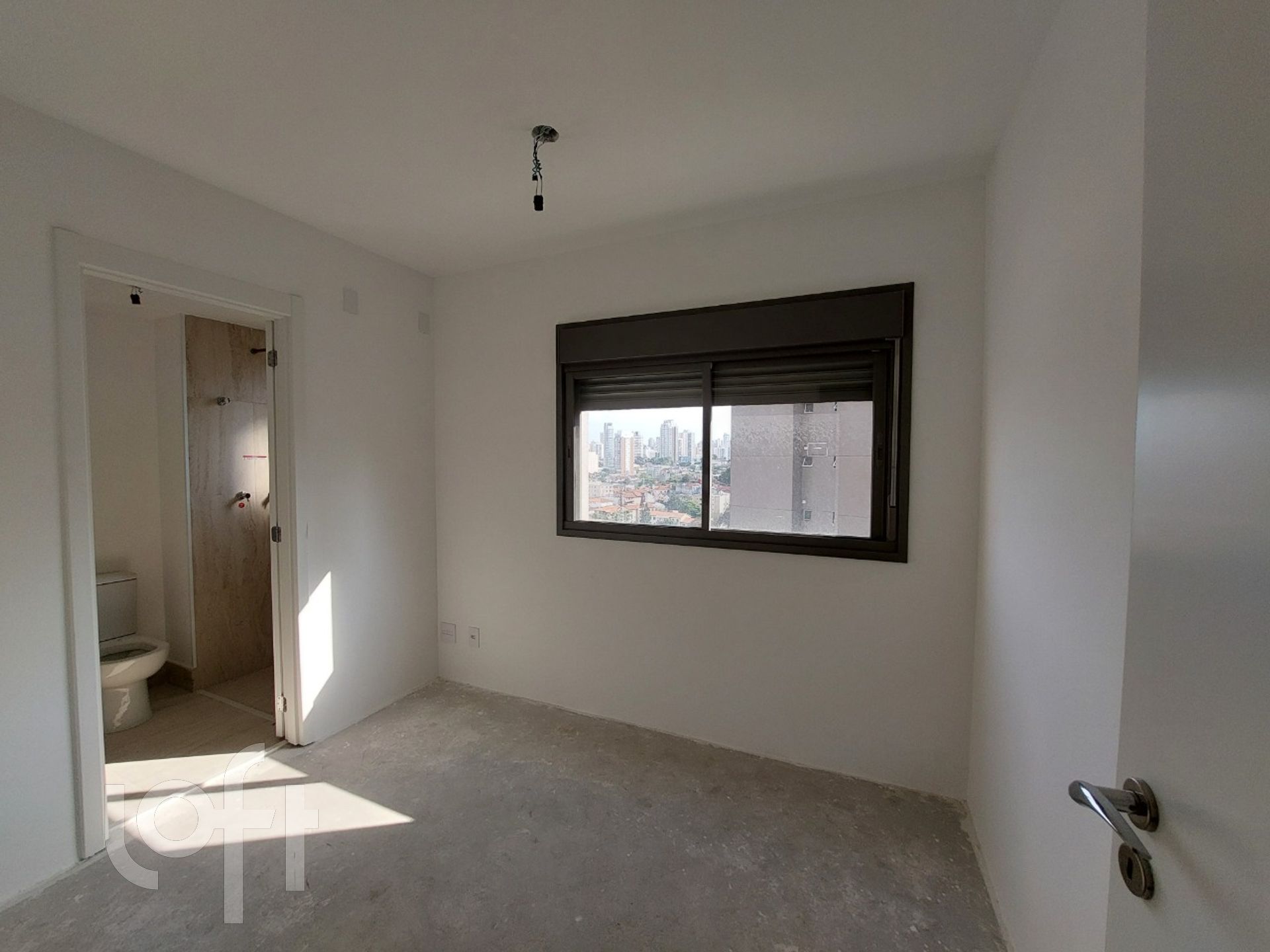 Apartamento à venda com 3 quartos, 147m² - Foto 9