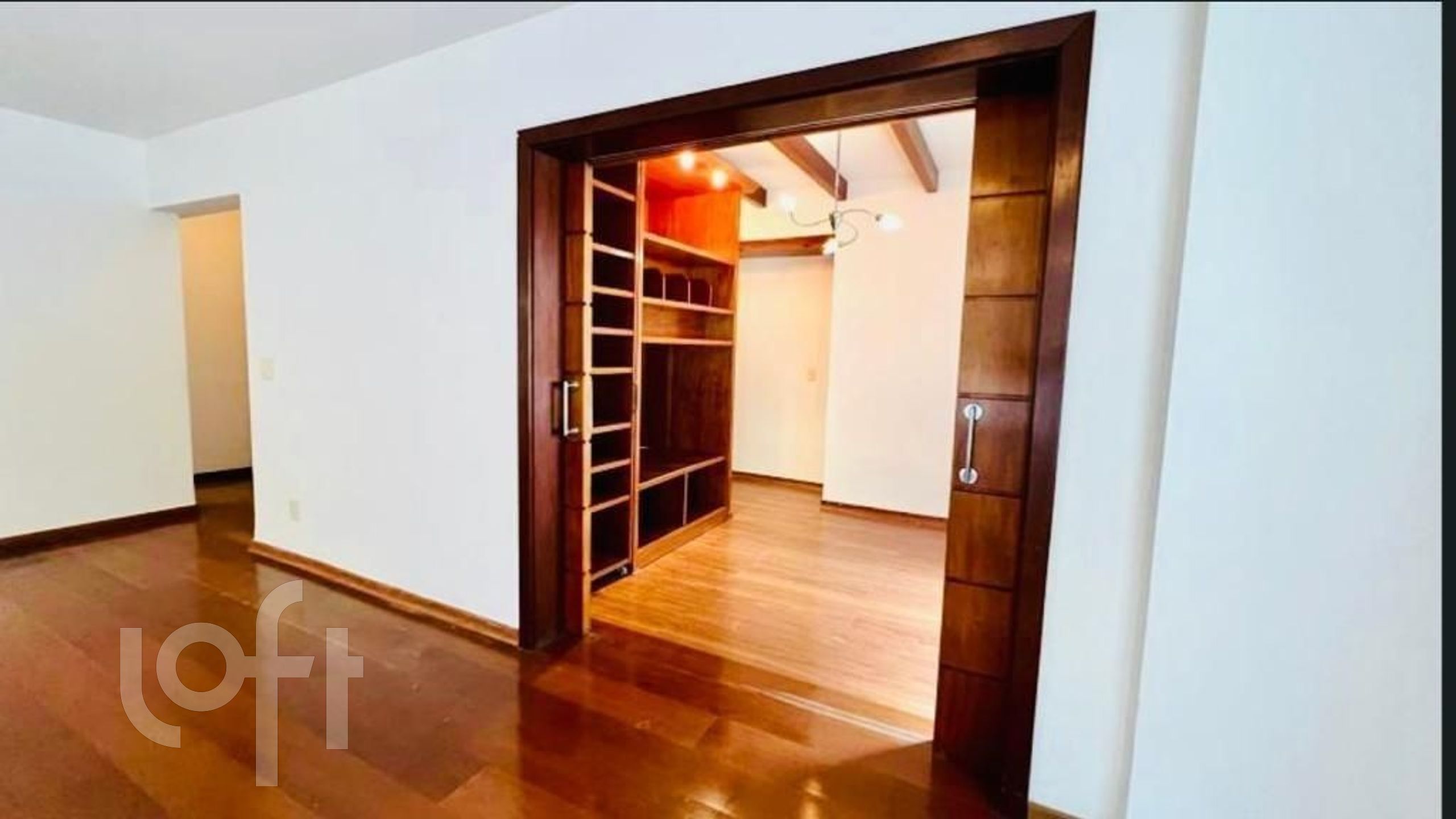 Apartamento à venda com 4 quartos, 270m² - Foto 3