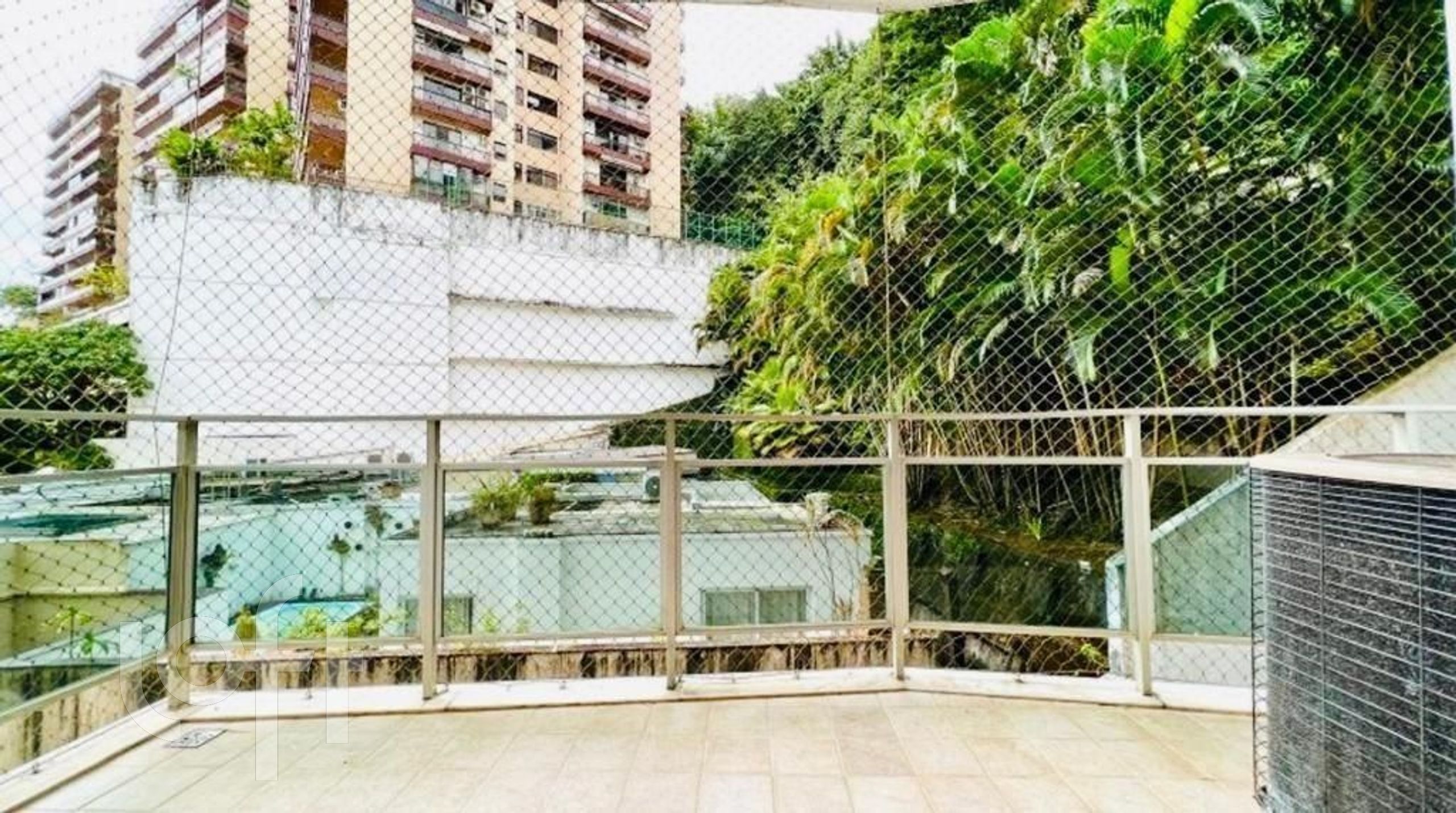 Apartamento à venda com 4 quartos, 270m² - Foto 22