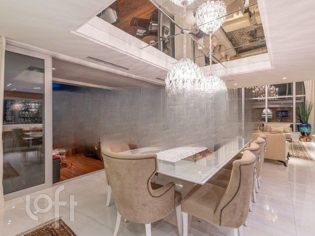 Apartamento com 316m², 3 dormitórios, 3 suítes, 4 vagas, Jardim Europa em Porto Alegre