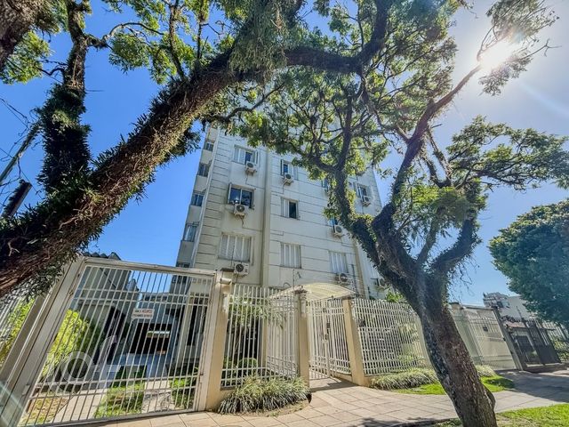 Apartamento com 148m², 2 dormitórios, 1 suíte, 2 vagas, Jardim Botânico em Porto Alegre