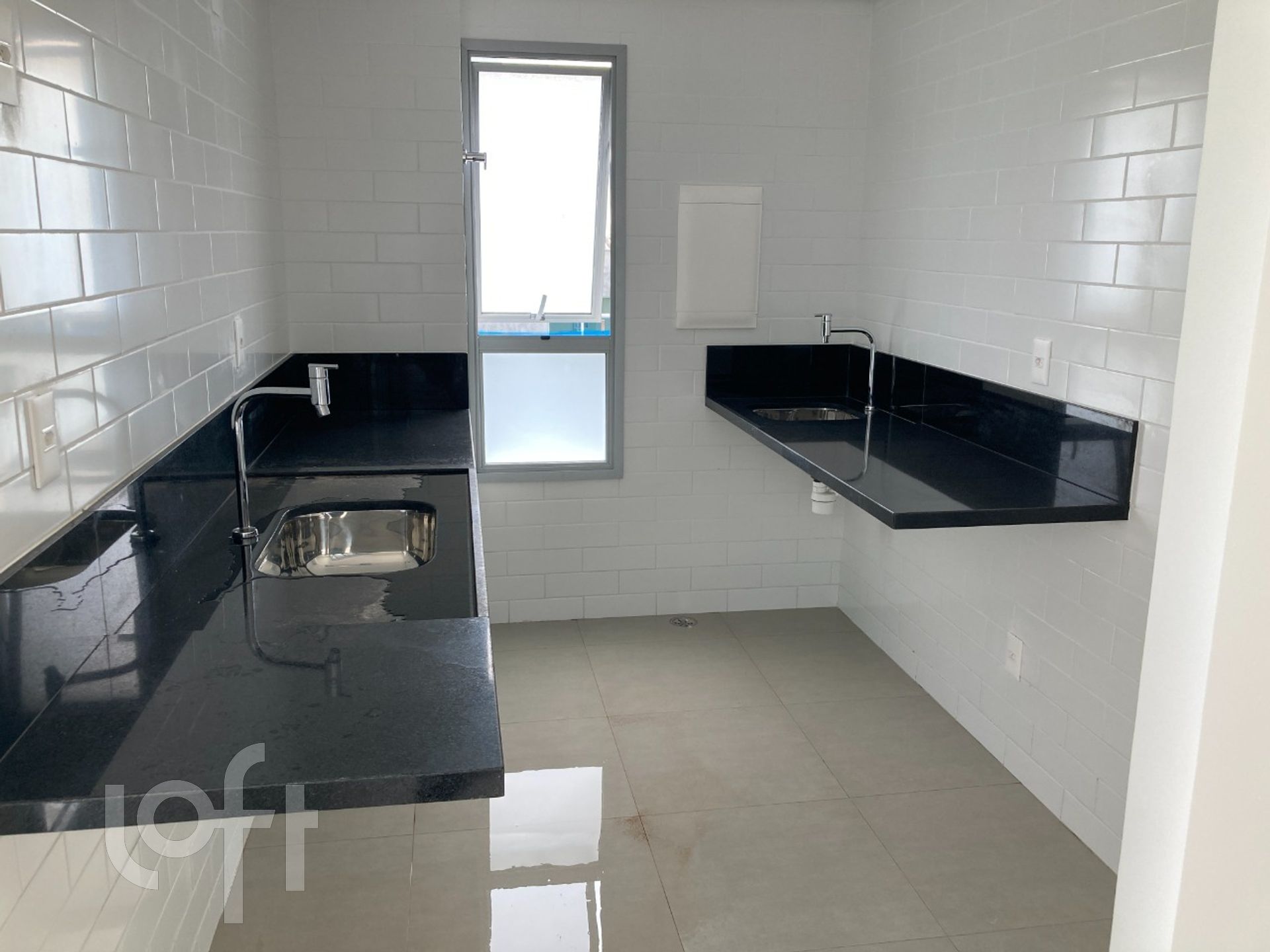 Apartamento à venda com 2 quartos, 67m² - Foto 7