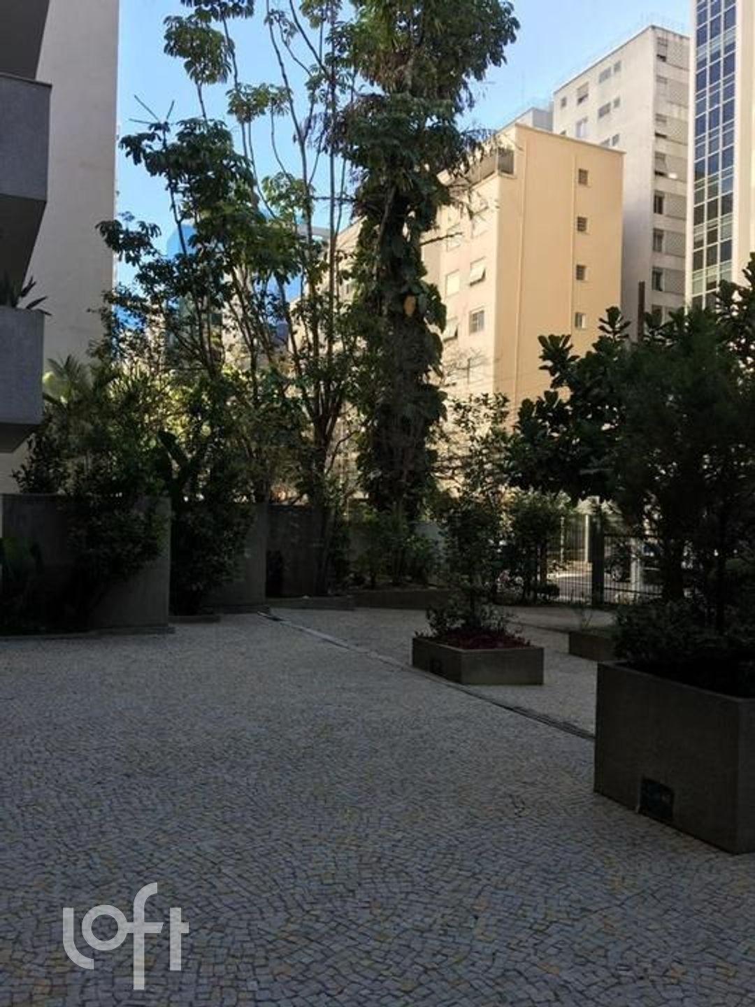 Apartamento à venda com 3 quartos, 200m² - Foto 26